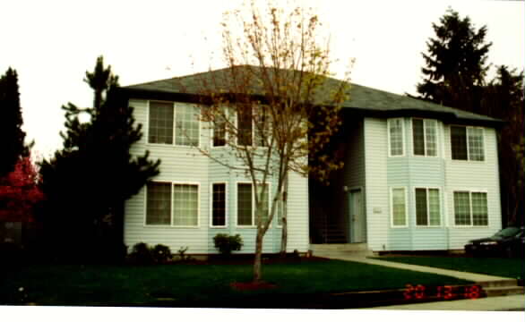 230 Garden Ct in Snohomish, WA - Building Photo