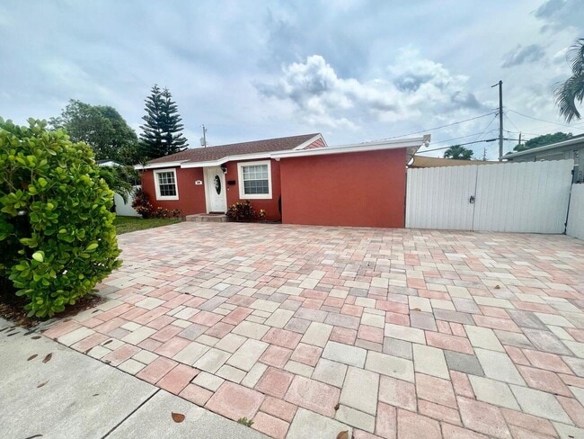 property at 620 Monceaux Rd