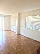 16260 Valleyvale Dr in Fontana, CA - Building Photo - Building Photo