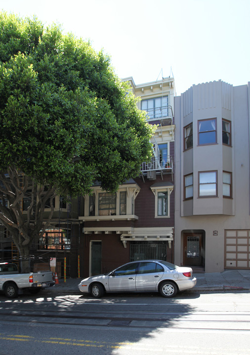 1735 Hyde St in San Francisco, CA - Building Photo