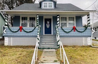 61 Violet Ave in Poughkeepsie, NY - Building Photo