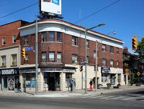 1038 St Clair Ave W in Toronto, ON - Building Photo - Building Photo