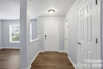 910 Torsion Lane in Clover, SC - Building Photo - Building Photo