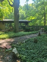 4473 Maumee Dr in Okemos, MI - Foto de edificio - Building Photo