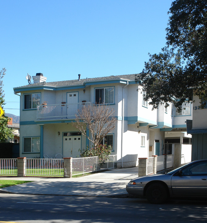 138 Allen Ave in Pasadena, CA - Foto de edificio