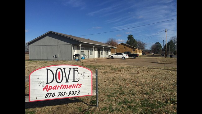 500 E Roseclair St, Unit 404-2 in Jonesboro, AR - Building Photo - Building Photo