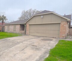 430 Breeze Park Dr in Houston, TX - Building Photo