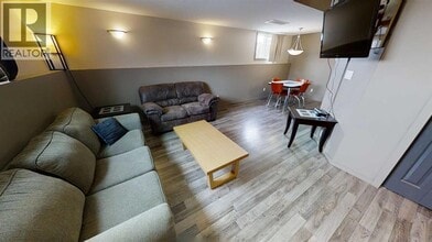 11202-1175A 75a Ave in Grande Prairie, AB - Building Photo - Building Photo