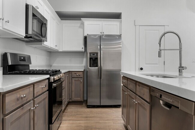 2970 Richmond View Ct in Salt Lake City, UT - Building Photo - Building Photo