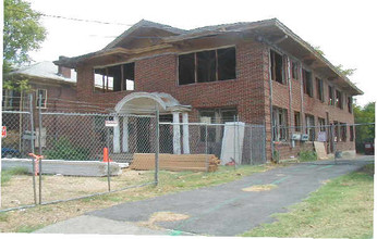 4600 Gaston Ave in Dallas, TX - Building Photo - Building Photo