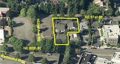 16221 NE 81st St in Redmond, WA - Building Photo - Building Photo