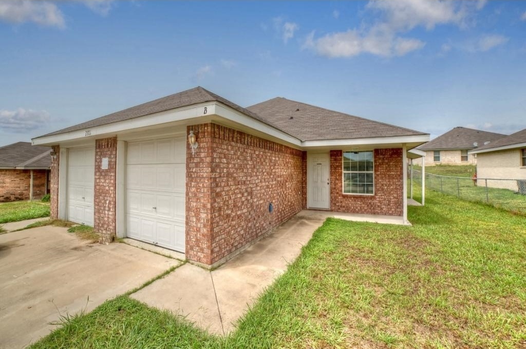 2801 Lucille Dr in Killeen, TX - Building Photo