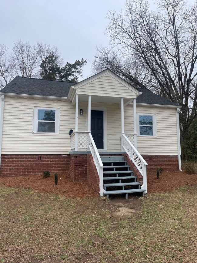 property at 715 Newton St