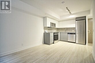 30 Tretti Wy in Toronto, ON - Building Photo - Building Photo