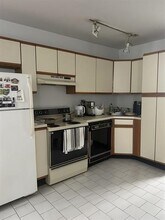 607 1st St in Hoboken, NJ - Building Photo - Building Photo