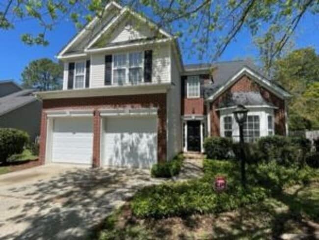 property at 122 Oak Cove Dr