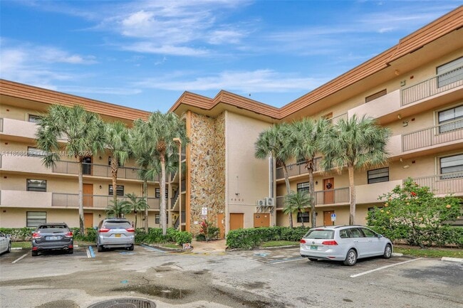 property at 4940 E Sabal Palm Blvd