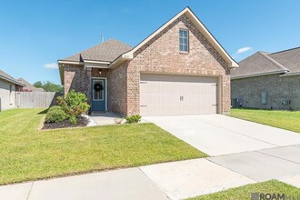 1312 Gentle Wind Dr, Unit 1405 in Baton Rouge, LA - Building Photo - Building Photo