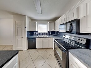 6823 Manor Terrace Ln in Richmond, TX - Building Photo - Building Photo