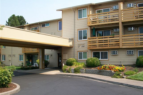 Spring Street Apartments in Medford, OR - Building Photo