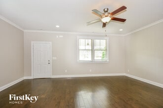 2343 Somerset Valley Dr in Nashville, TN - Building Photo - Building Photo