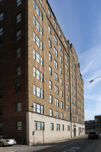 York Towers Apartments photo'