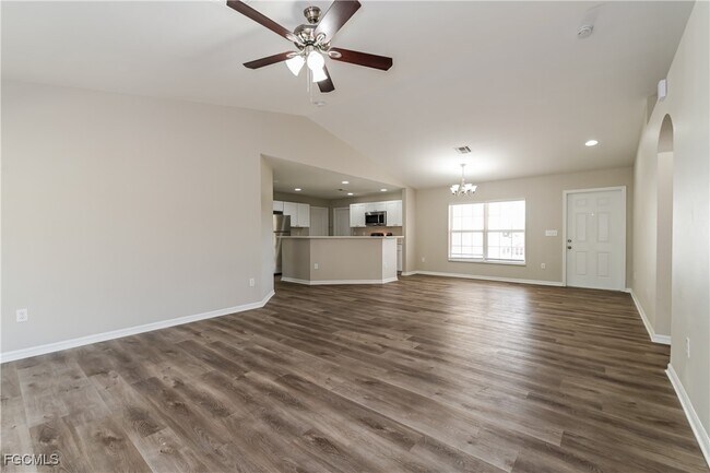 1220 NW 26th Ave in Cape Coral, FL - Building Photo - Building Photo