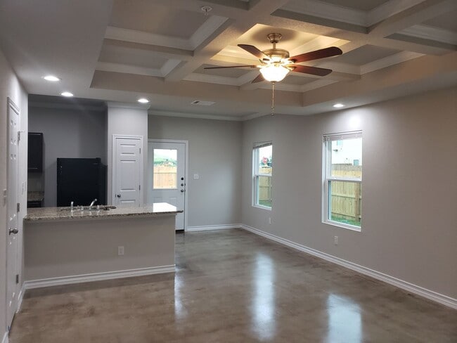 16930 Spirit Brk in Selma, TX - Building Photo - Building Photo