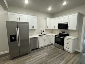 76 SE 361st Rd, Unit 76C SE 361 RD in Warrensburg, MO - Building Photo - Building Photo