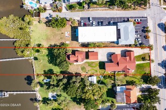 239 N Halifax Ave in Daytona Beach, FL - Building Photo - Building Photo