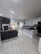 4106 Dahlgreen Way in Decatur, GA - Building Photo