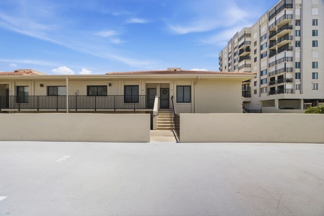 6322 Palma Del Mar Blvd S