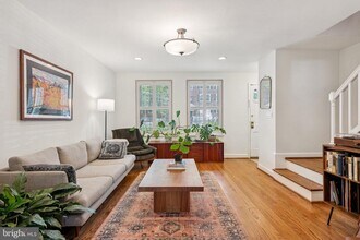 3013 S Columbus St in Arlington, VA - Foto de edificio - Building Photo