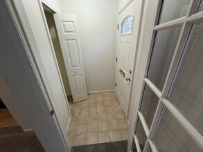 846 Beaconsfield Ave, Unit 1 in Grosse Pointe Park, MI - Building Photo - Building Photo