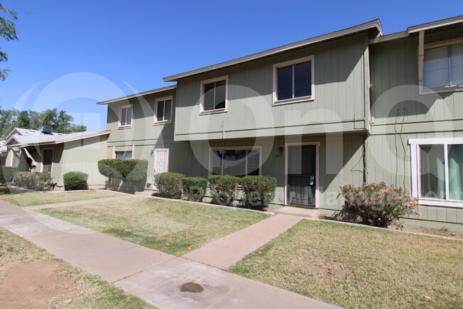 2607 W Wolf St in Phoenix, AZ - Building Photo - Building Photo