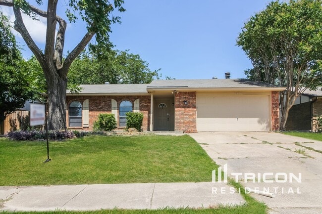 3833 O'Hare Dr
