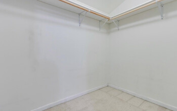 1611 T St SE in Washington, DC - Building Photo - Building Photo