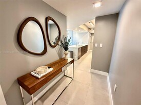 55 SE 6th St in Miami, FL - Building Photo