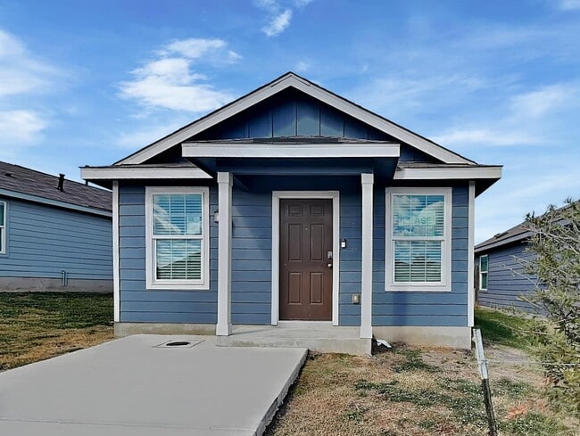 property at 5437 Verdugos Pl