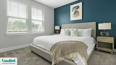 3005 Chestnut Grv Ln, Unit 3209 in Matthews, NC - Building Photo - Building Photo