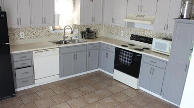 1005 Weschester Ct in Warrensburg, MO - Building Photo - Building Photo