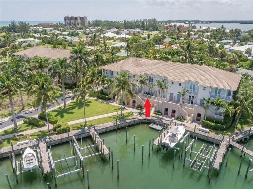 1564 Island Cove Rd in Fort Pierce, FL - Building Photo