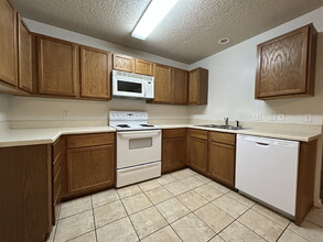 5816 96th St in Lubbock, TX - Foto de edificio - Building Photo