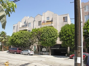 1234 N Las Palmas Ave in Los Angeles, CA - Building Photo - Building Photo