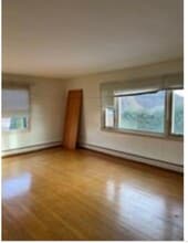 42 Miriam St in Johnson City, NY - Building Photo - Building Photo