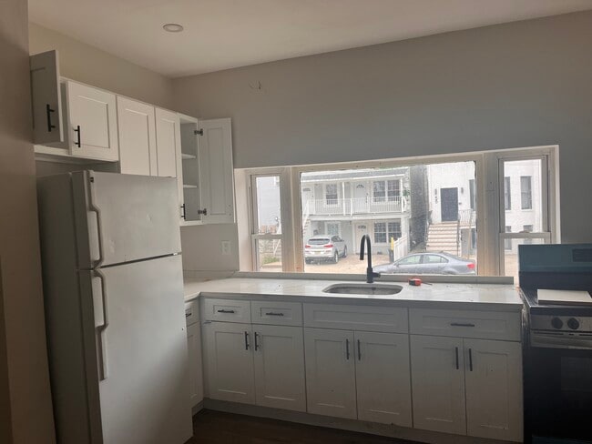 56 Atlantic St, Unit 1