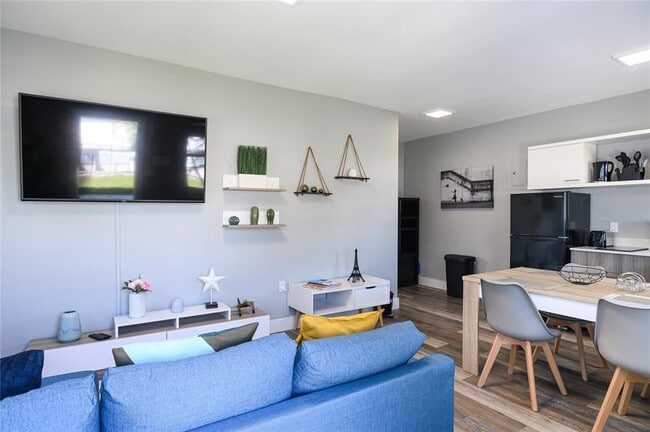 1020 N Victoria Park Rd in Fort Lauderdale, FL - Building Photo - Building Photo