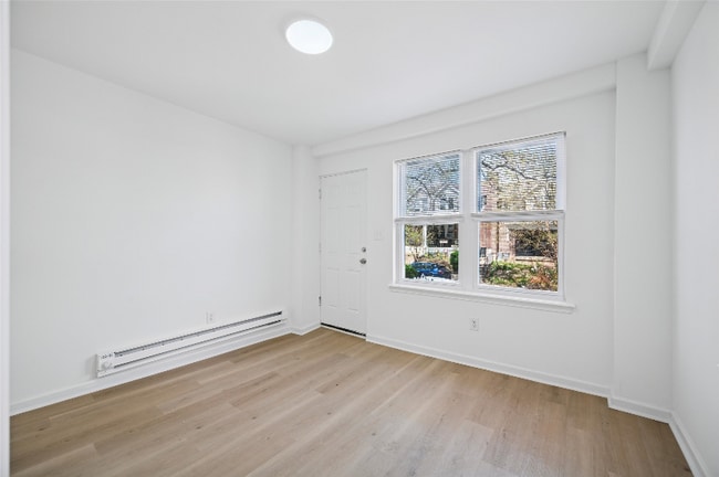 319 Berkley St in Philadelphia, PA - Building Photo - Building Photo