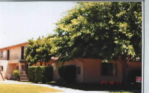 1558 Coriander Dr in Costa Mesa, CA - Building Photo - Building Photo