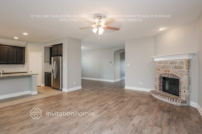 1304 Roadrunner Dr in Little Elm, TX - Building Photo - Building Photo